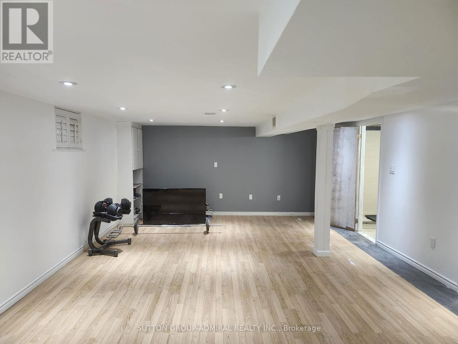 602 DEAN AVENUE Image 4