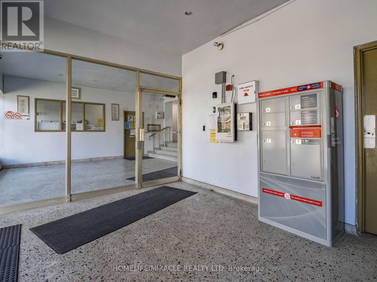 305 - 1651 VICTORIA PK AVENUE Image 2