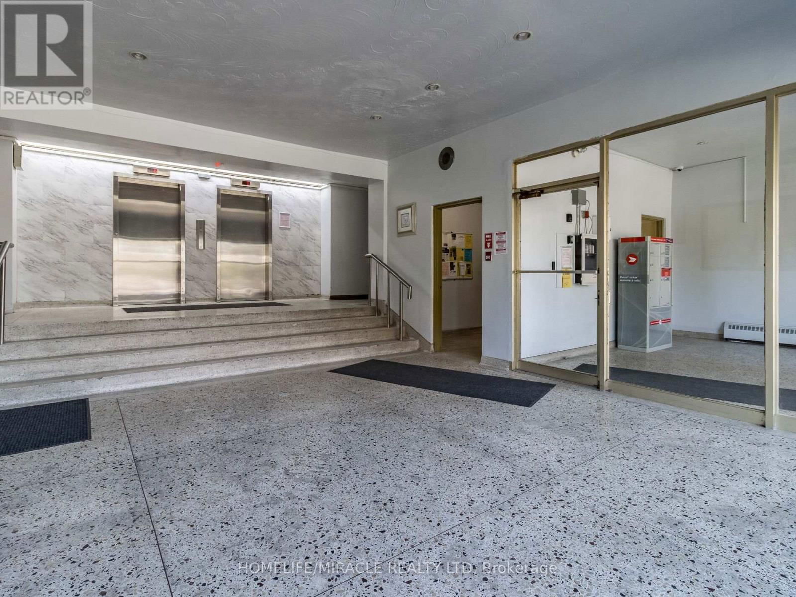 305 - 1651 VICTORIA PK AVENUE Image 21