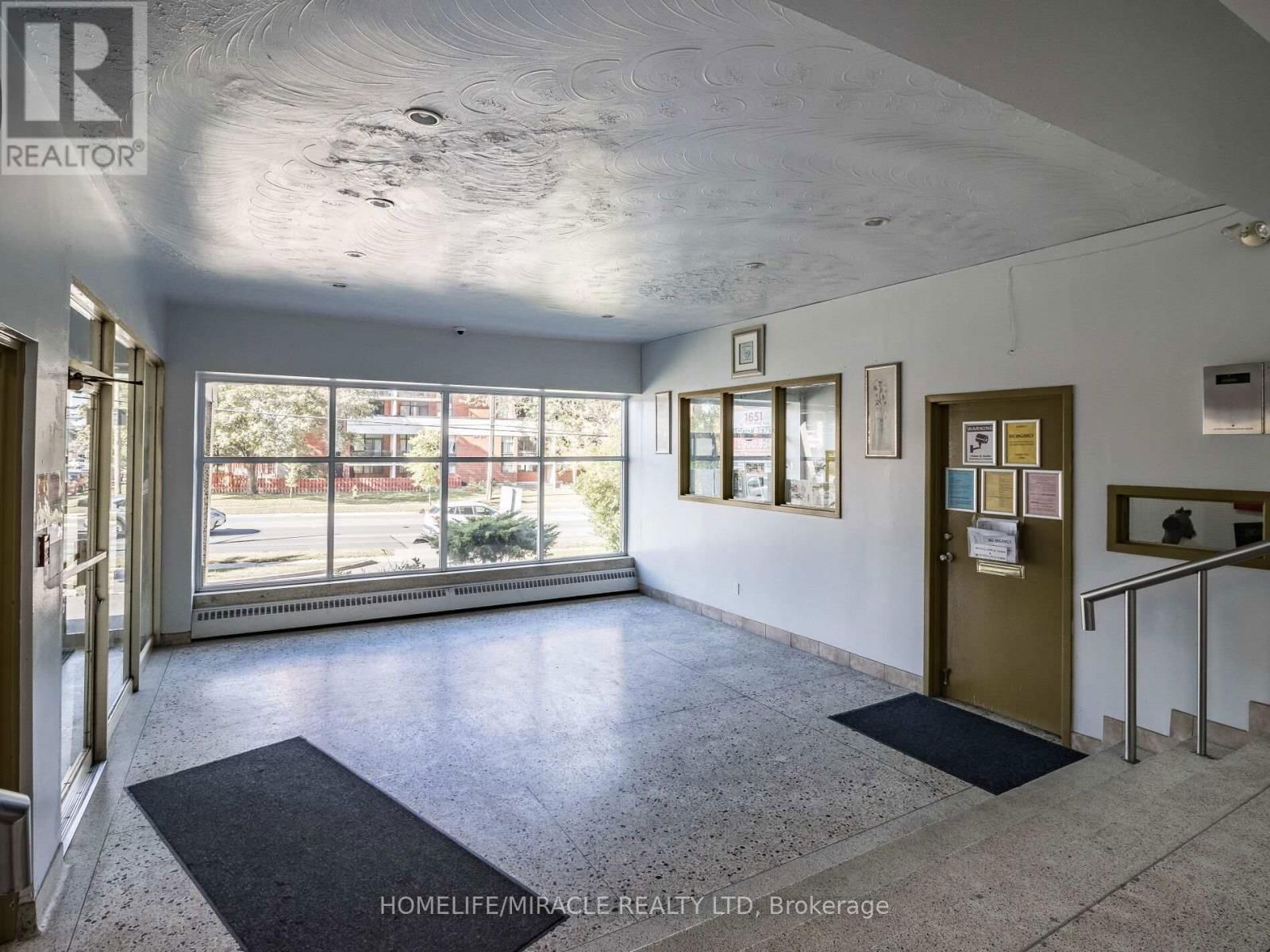 305 - 1651 VICTORIA PK AVENUE Image 26