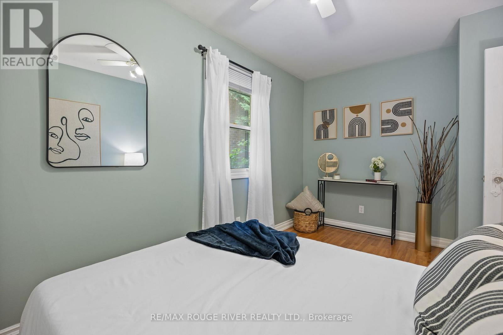 716 HILLCREST ROAD Image 18