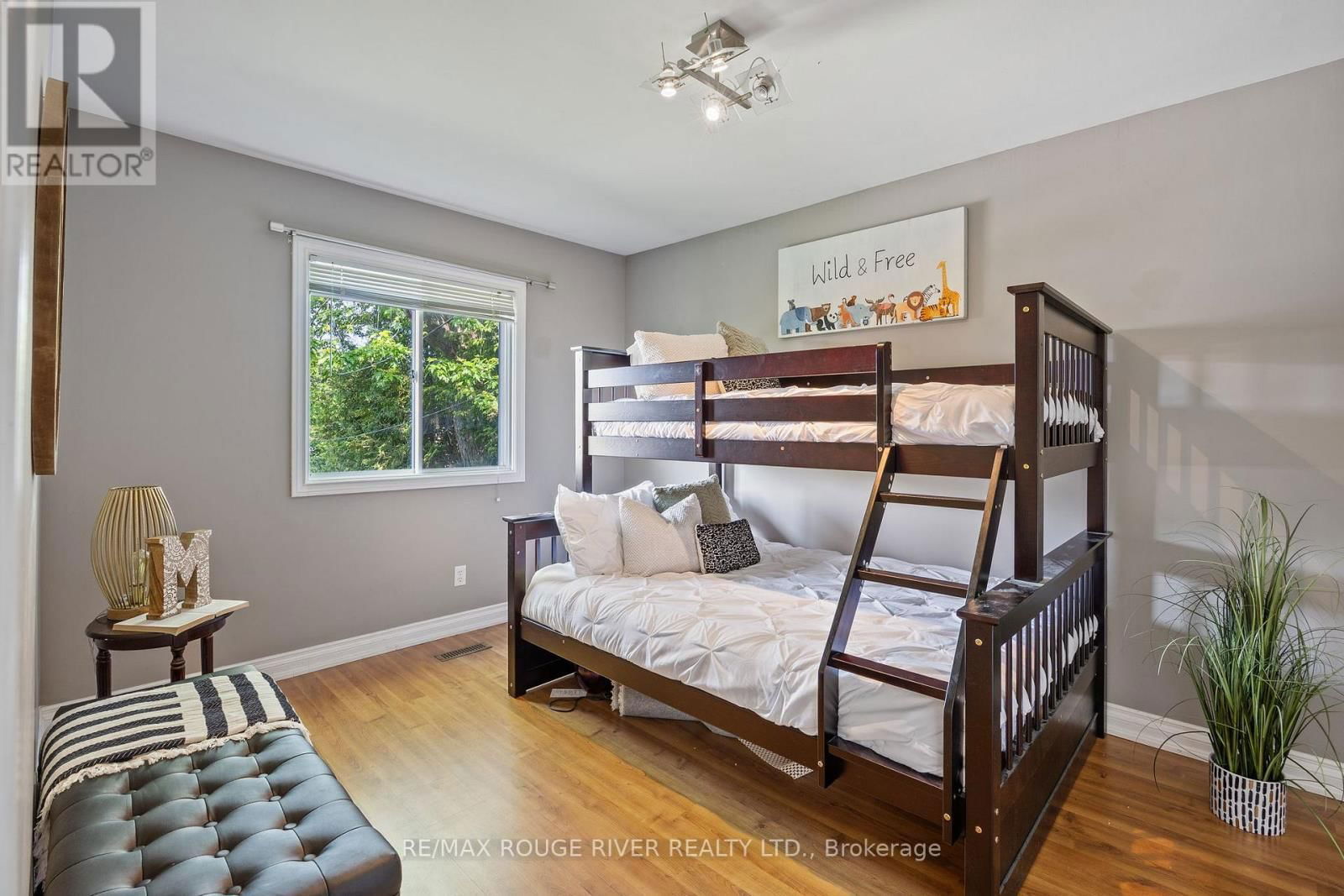 716 HILLCREST ROAD Image 20