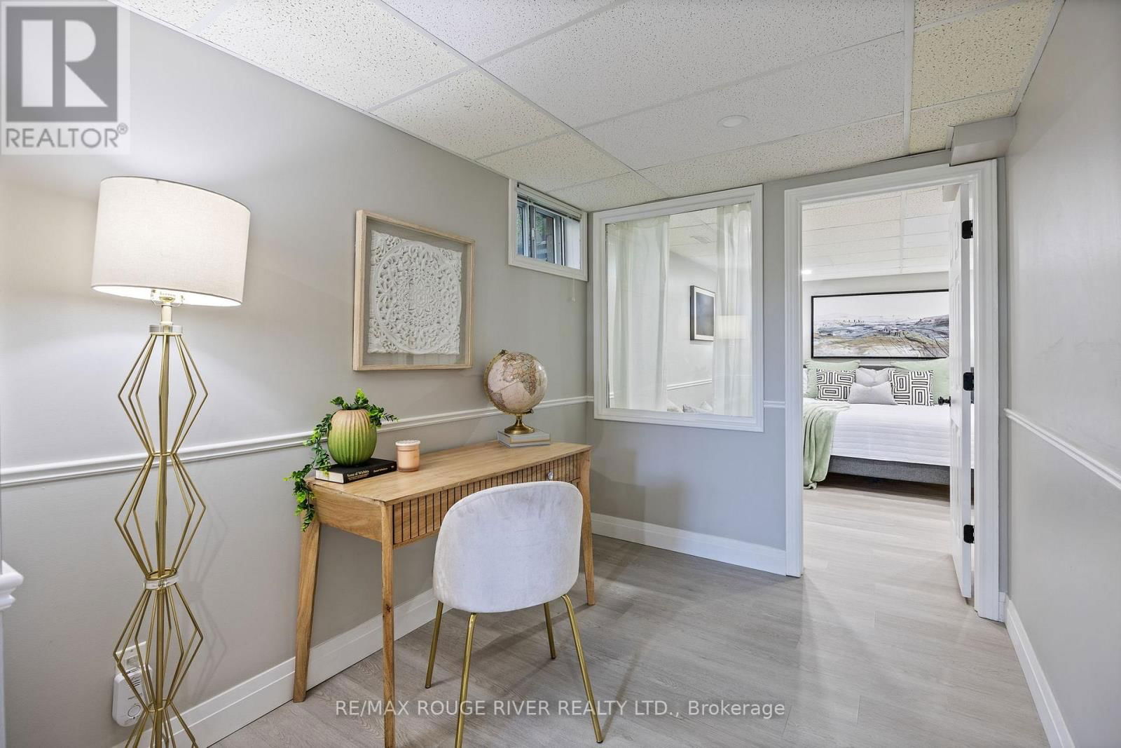 716 HILLCREST ROAD Image 33