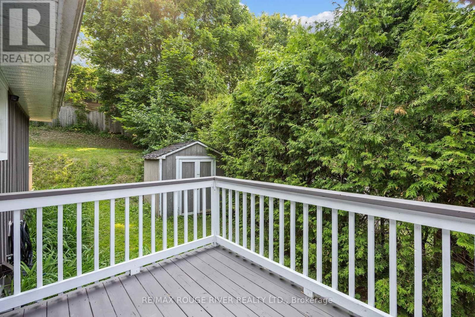 716 HILLCREST ROAD Image 4