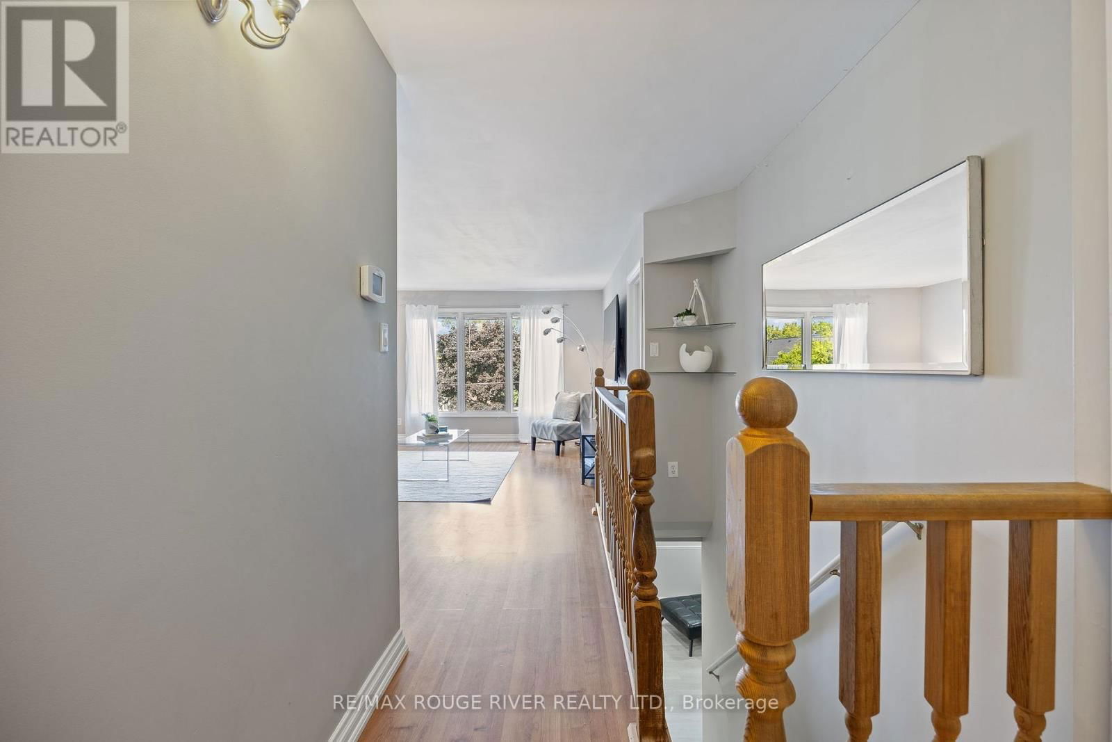 716 HILLCREST ROAD Image 7