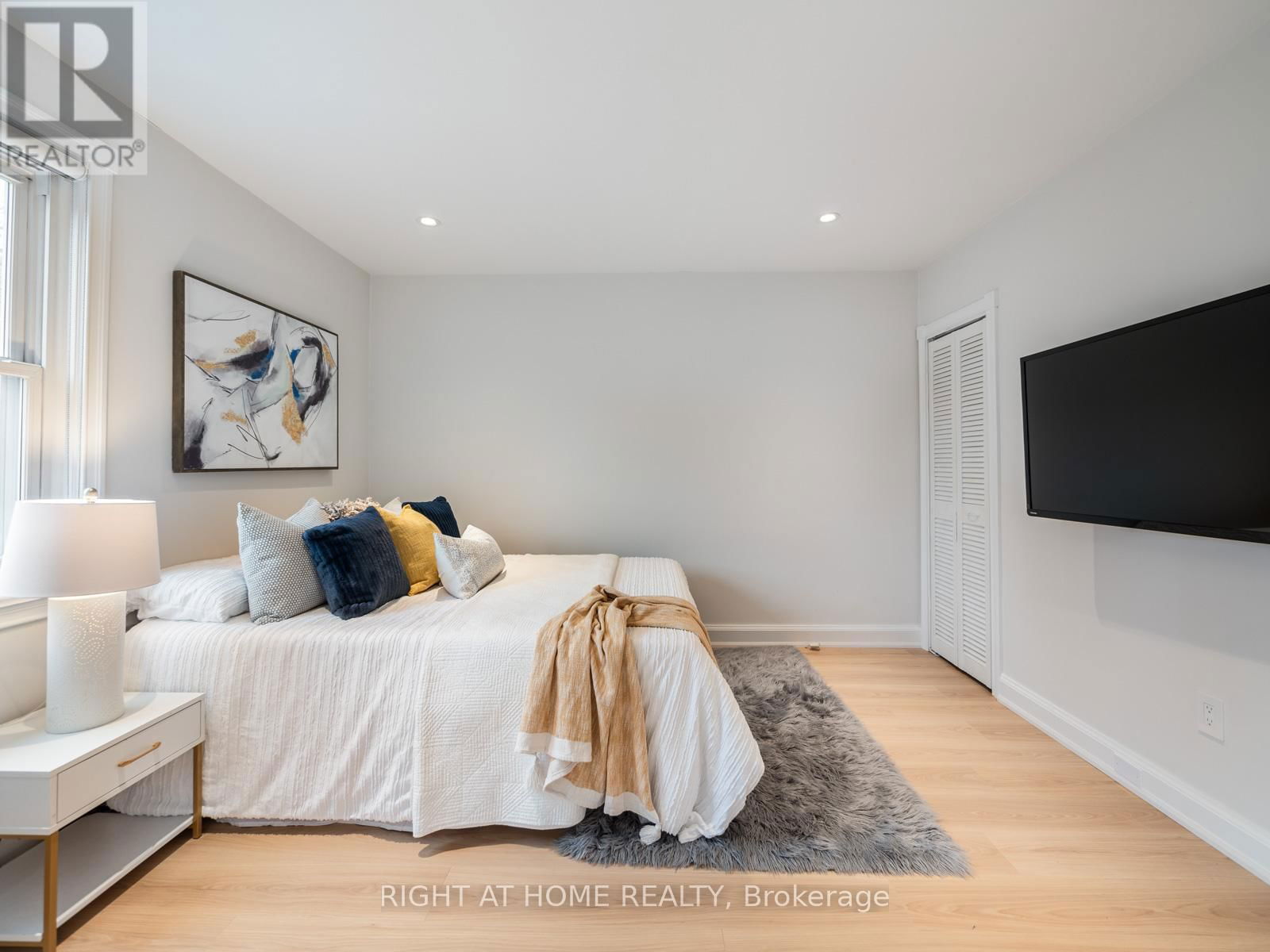 49 AMSTERDAM AVENUE Image 18