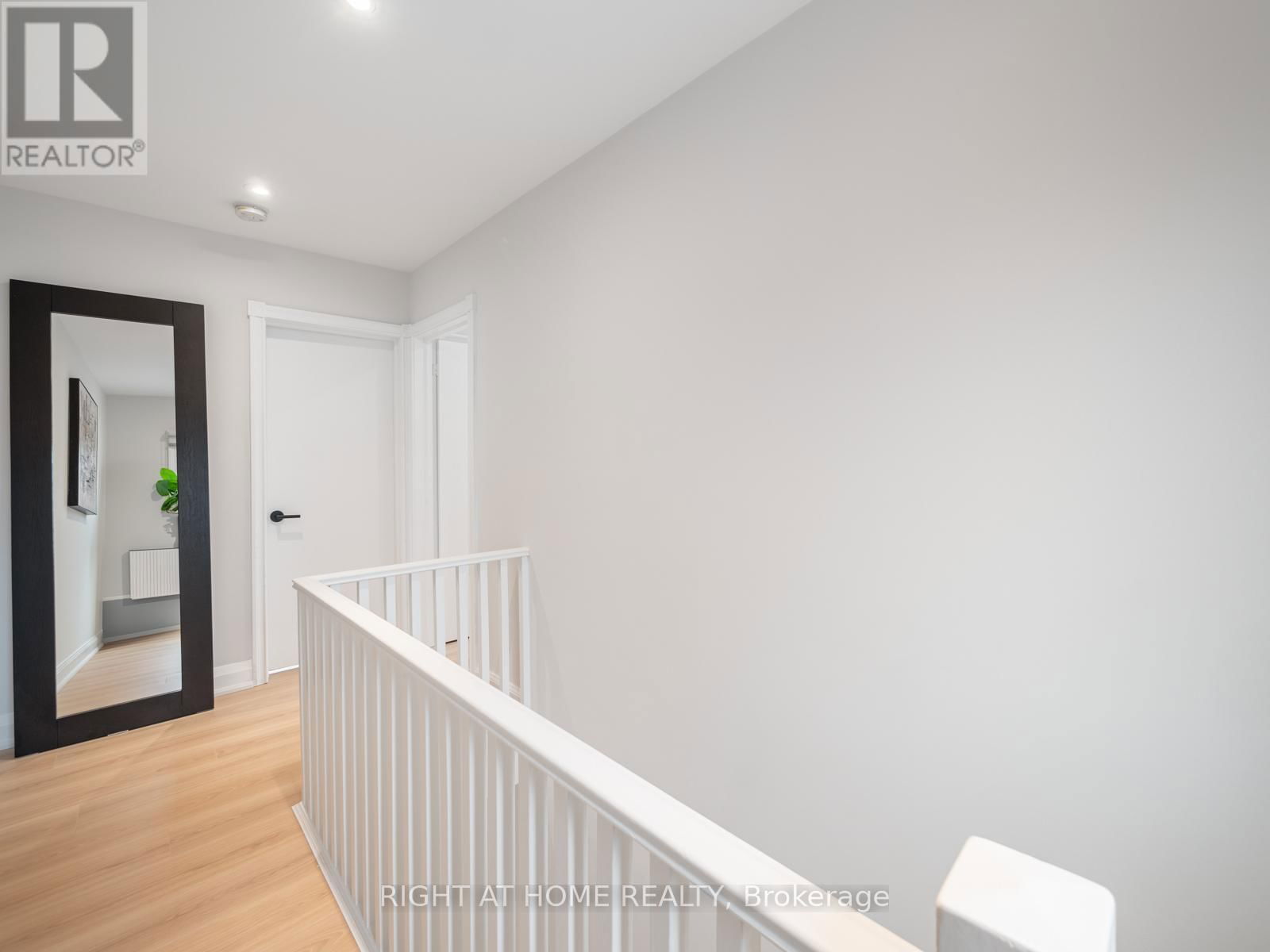 49 AMSTERDAM AVENUE Image 30