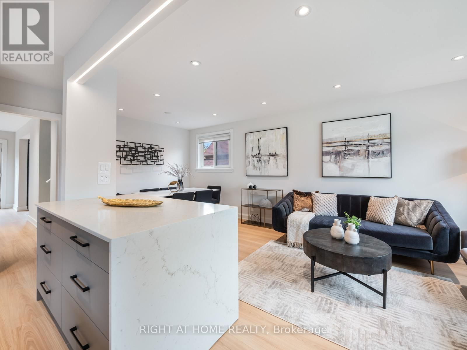 49 AMSTERDAM AVENUE Image 9