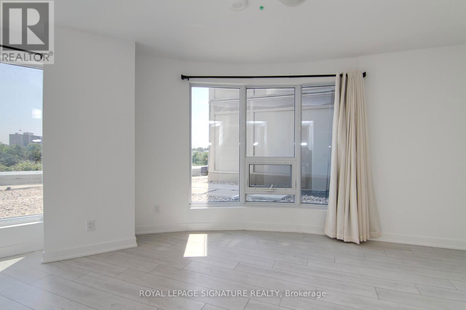 322 - 2033 KENNEDY ROAD Image 7