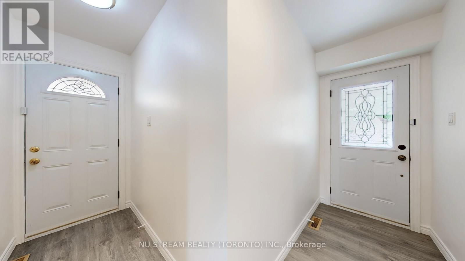16 CARONIA SQUARE Image 6