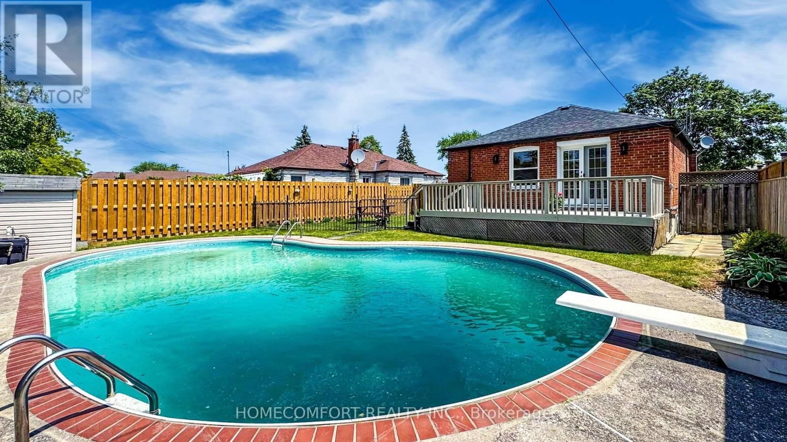 34 CROSLAND DRIVE Image 39