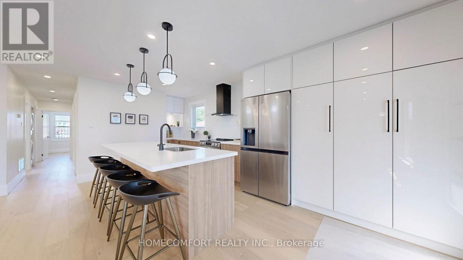 34 CROSLAND DRIVE Image 8