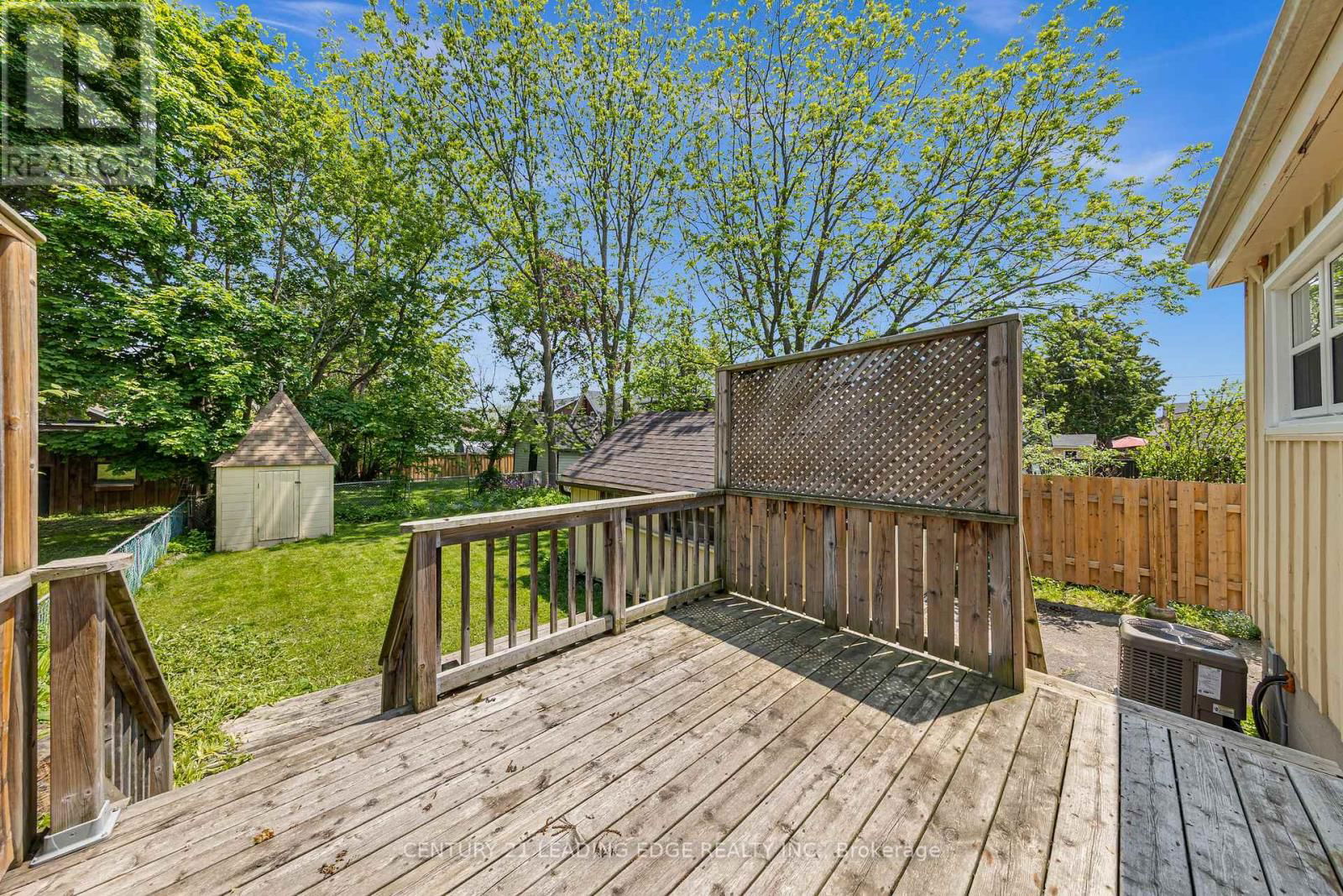 75 OSHAWA BOULEVARD NORTH Image 25