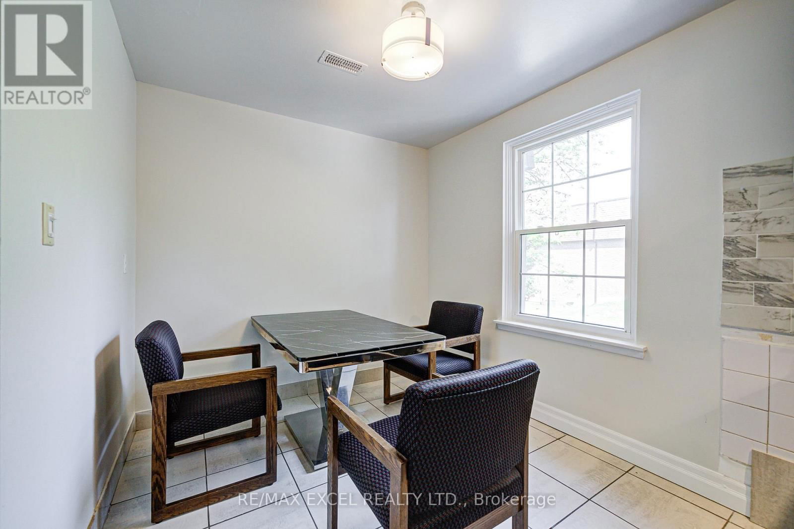 1 - 20 CROCKAMHILL DRIVE Image 11