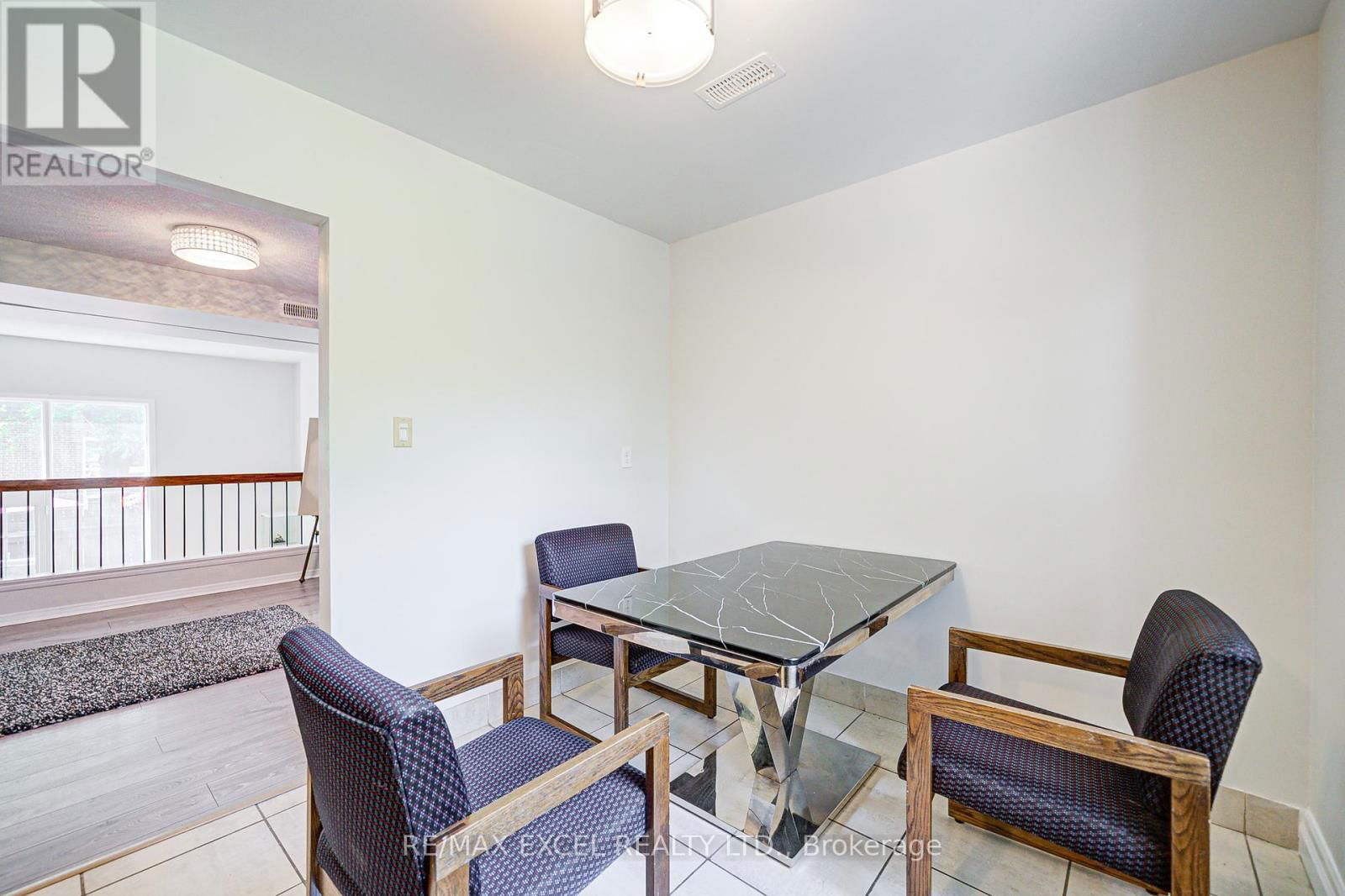 1 - 20 CROCKAMHILL DRIVE Image 12