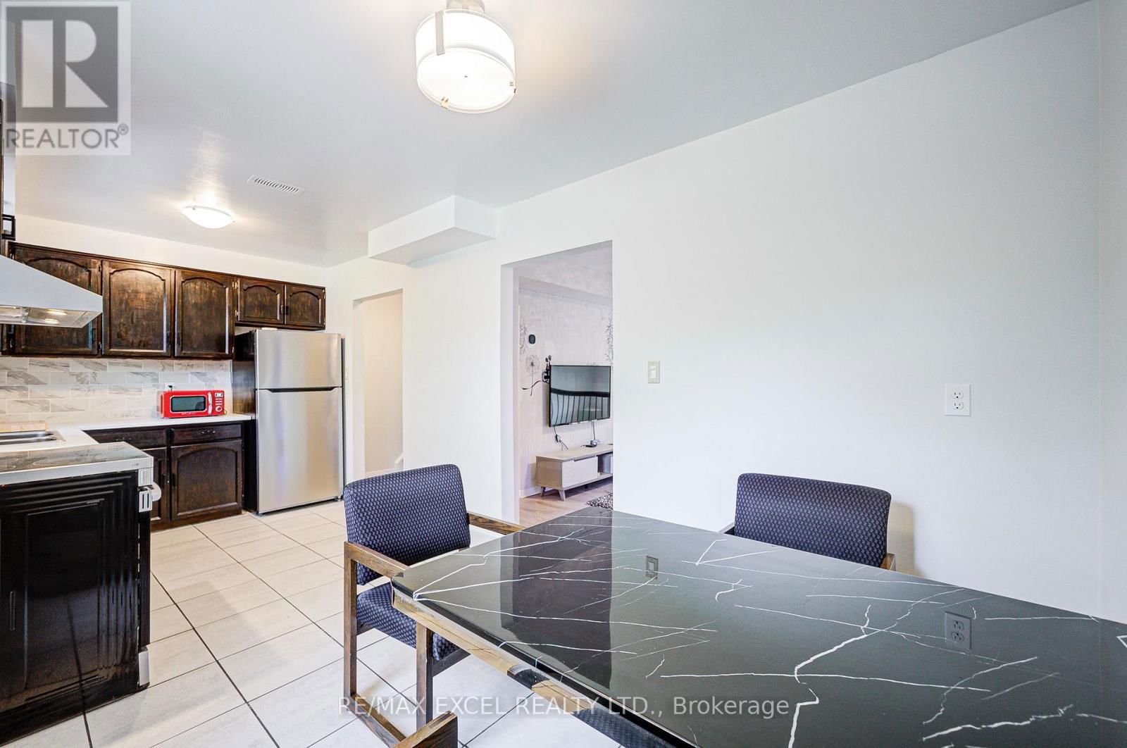 1 - 20 CROCKAMHILL DRIVE Image 13