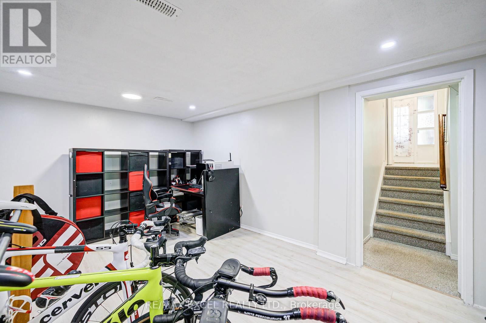 1 - 20 CROCKAMHILL DRIVE Image 30