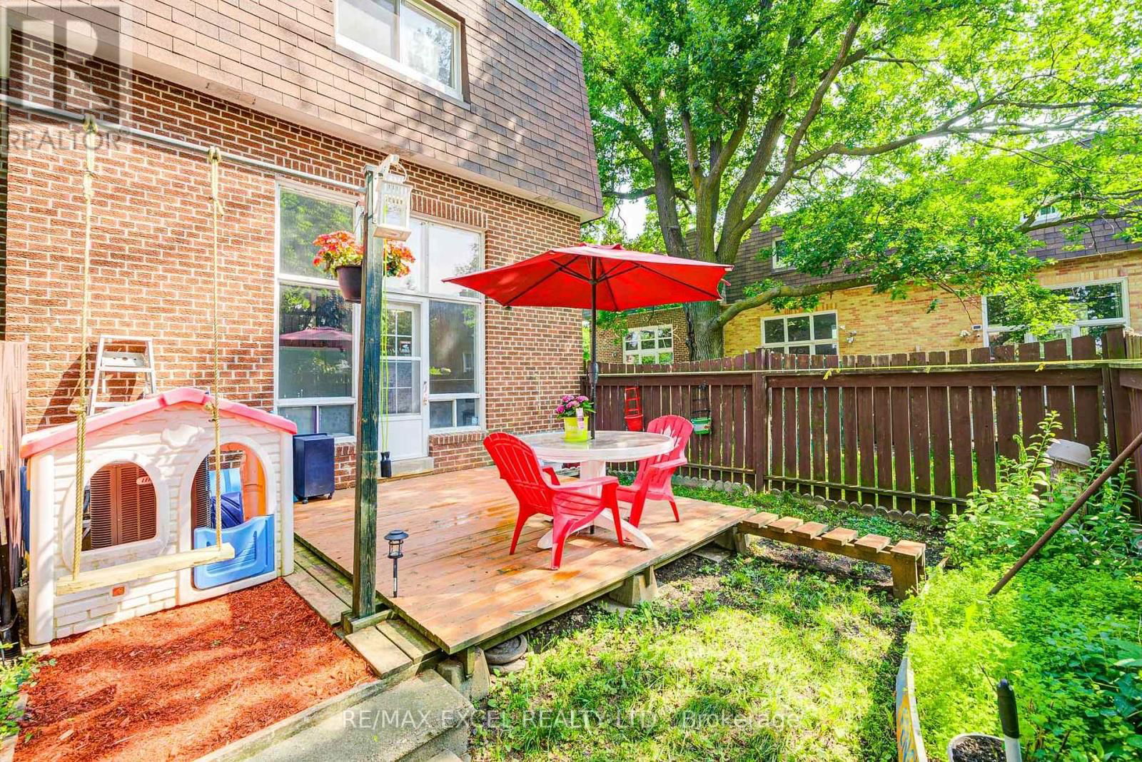1 - 20 CROCKAMHILL DRIVE Image 32