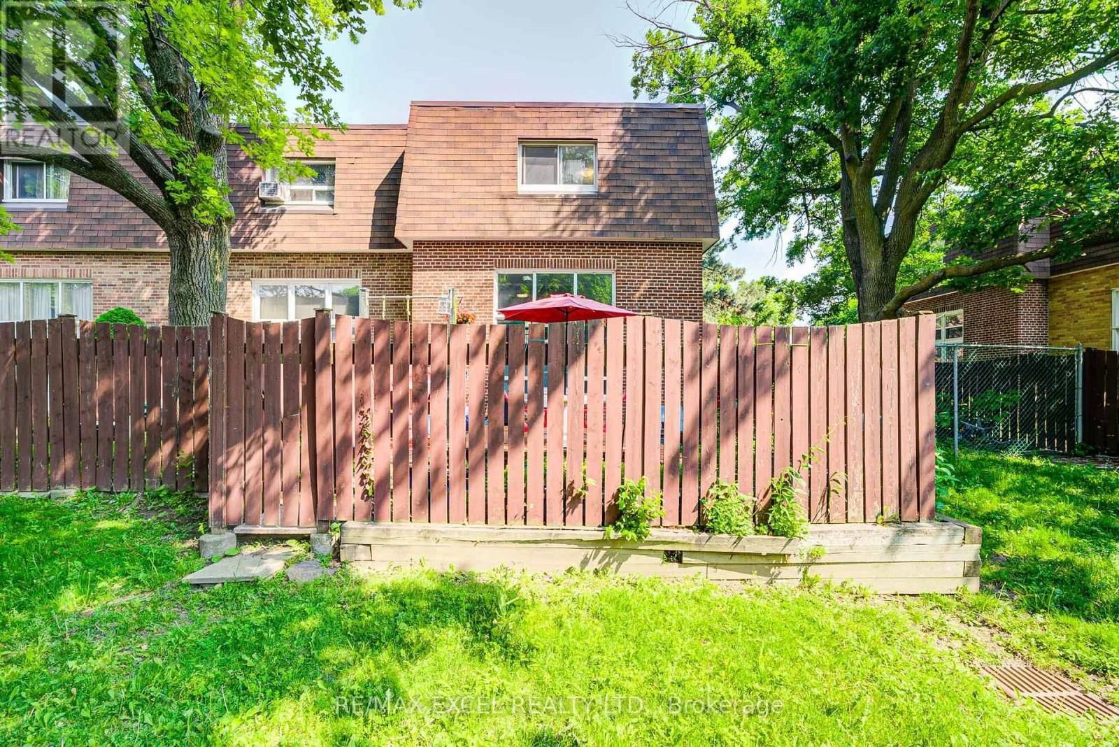 1 - 20 CROCKAMHILL DRIVE Image 37