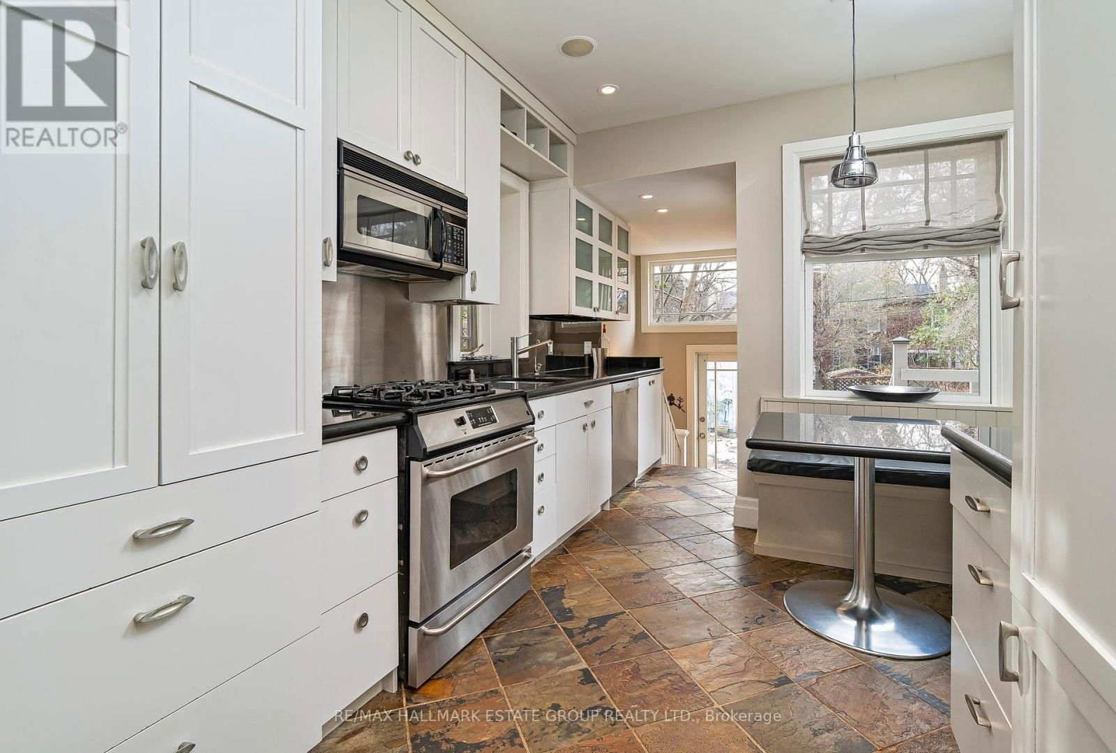 62 HAMBLY AVENUE Image 10