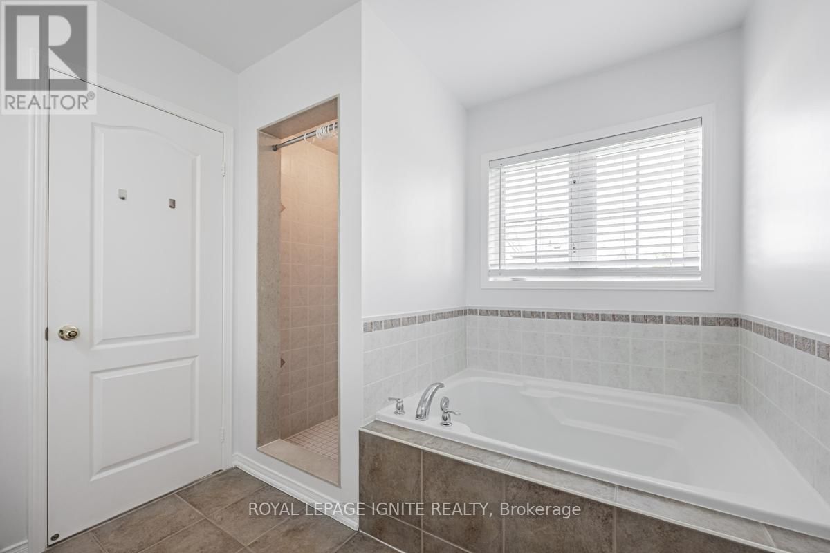 76 TANSLEY CRESCENT Image 22