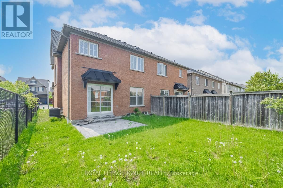 76 TANSLEY CRESCENT Image 30