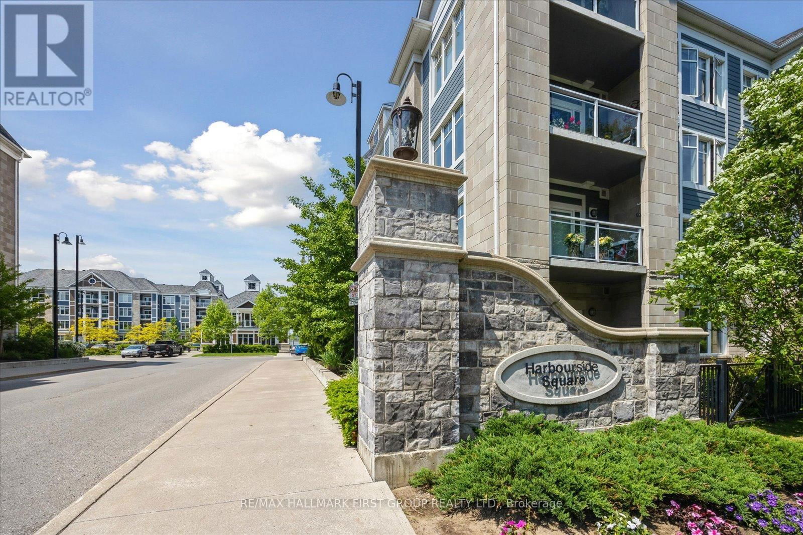 402 - 670 GORDON STREET Image 1