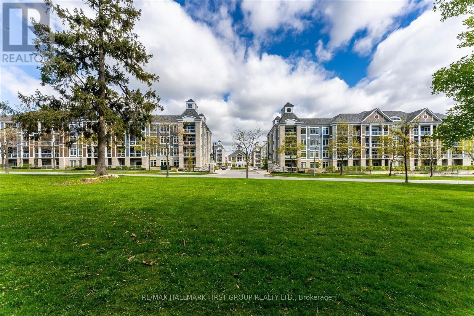 402 - 670 GORDON STREET Image 25