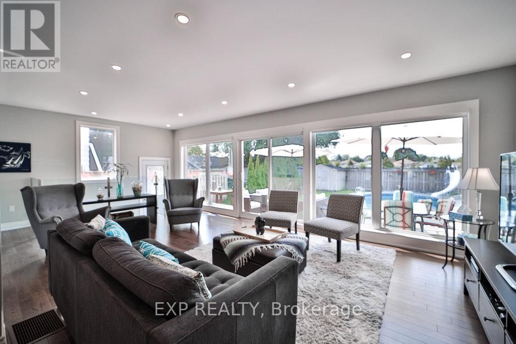 42 TOWER DRIVE Image 14