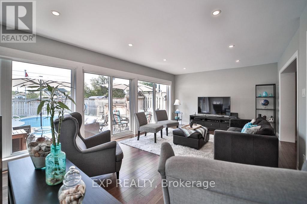42 TOWER DRIVE Image 17