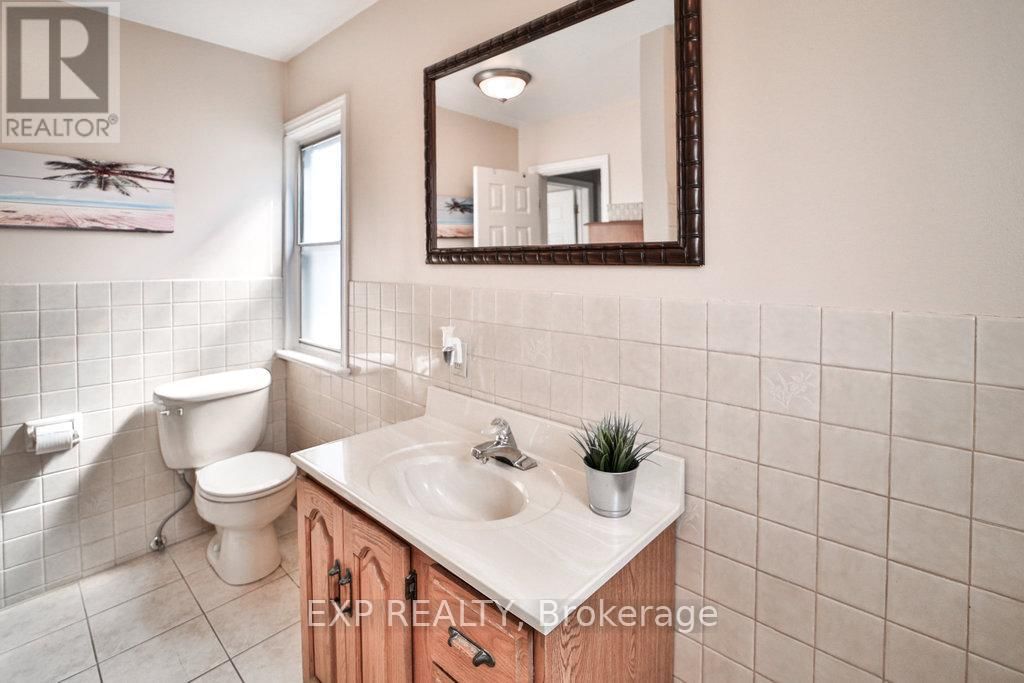42 TOWER DRIVE Image 27