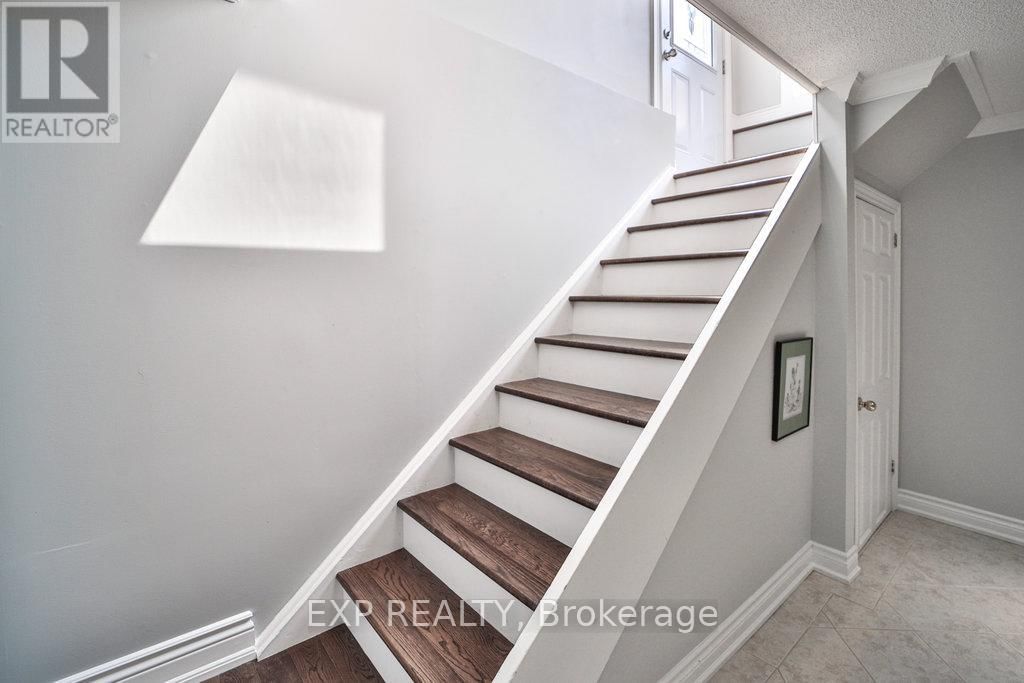 42 TOWER DRIVE Image 33