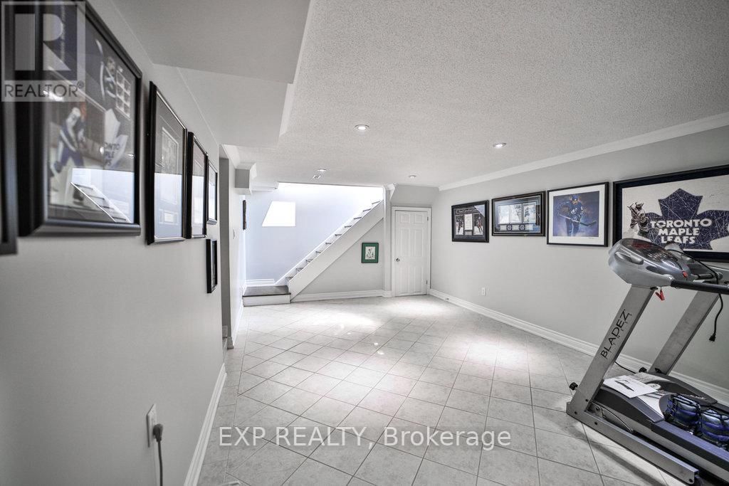 42 TOWER DRIVE Image 34