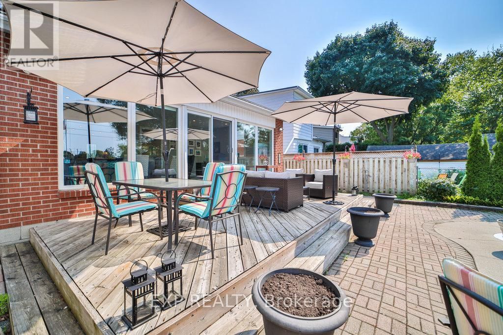 42 TOWER DRIVE Image 42
