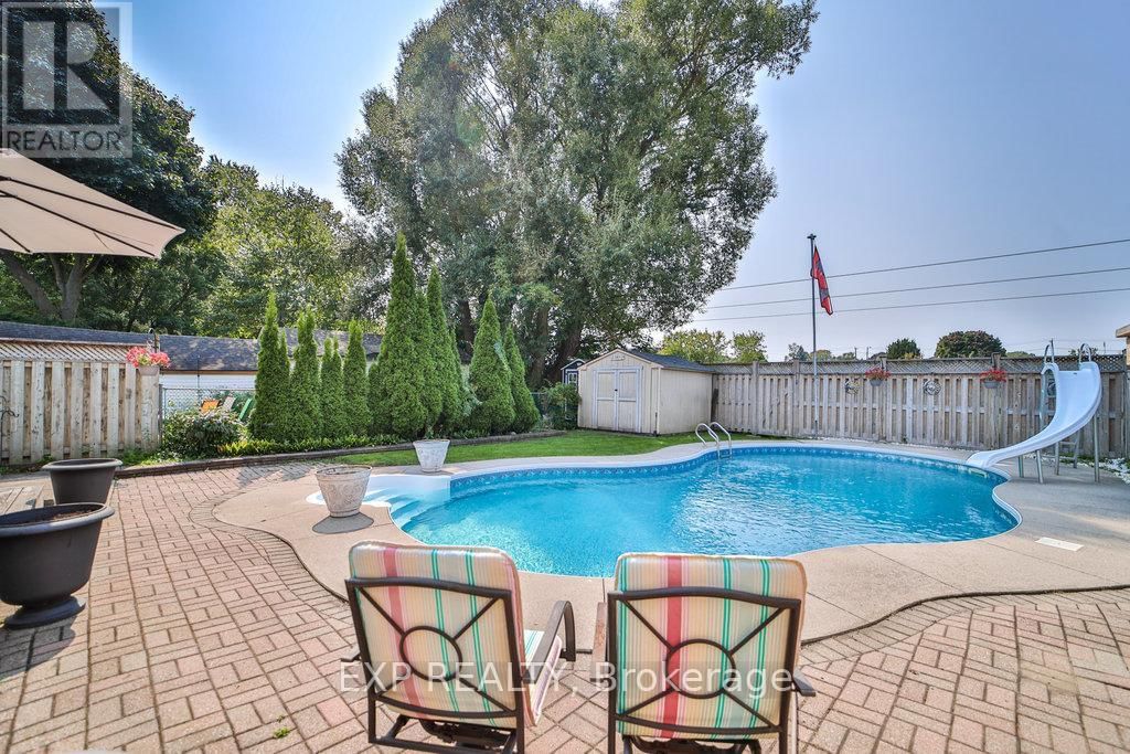 42 TOWER DRIVE Image 44