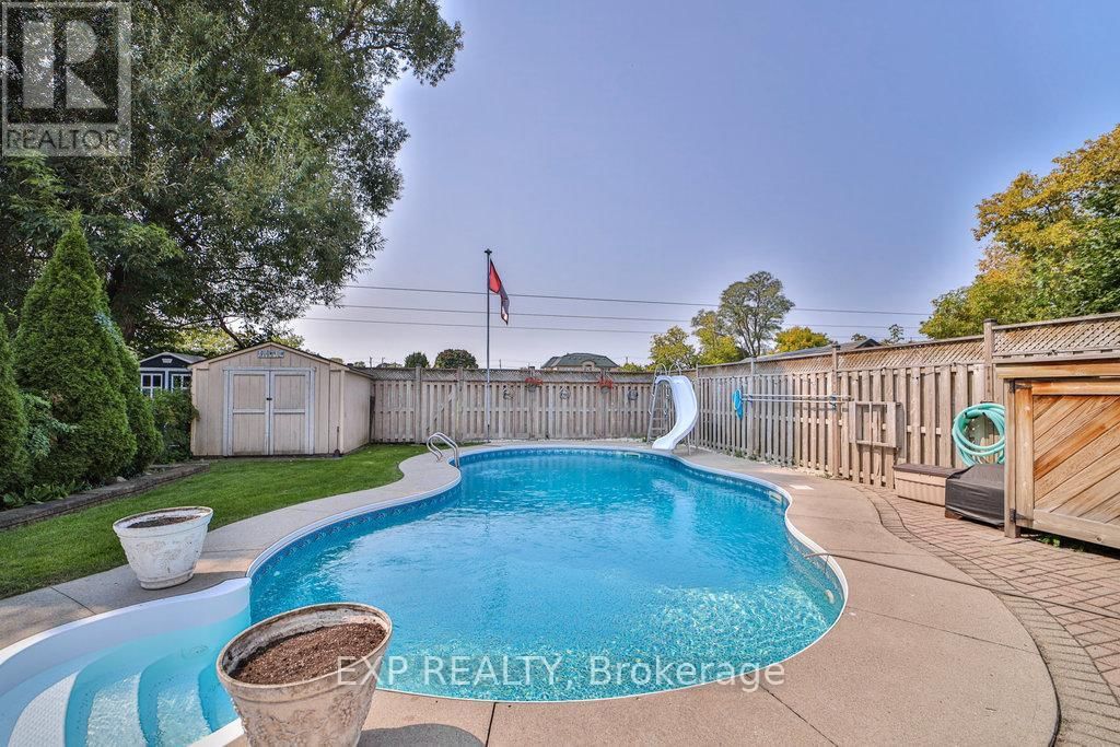 42 TOWER DRIVE Image 45