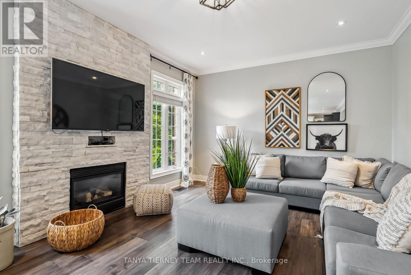 17 COVINGTON DRIVE Image 12