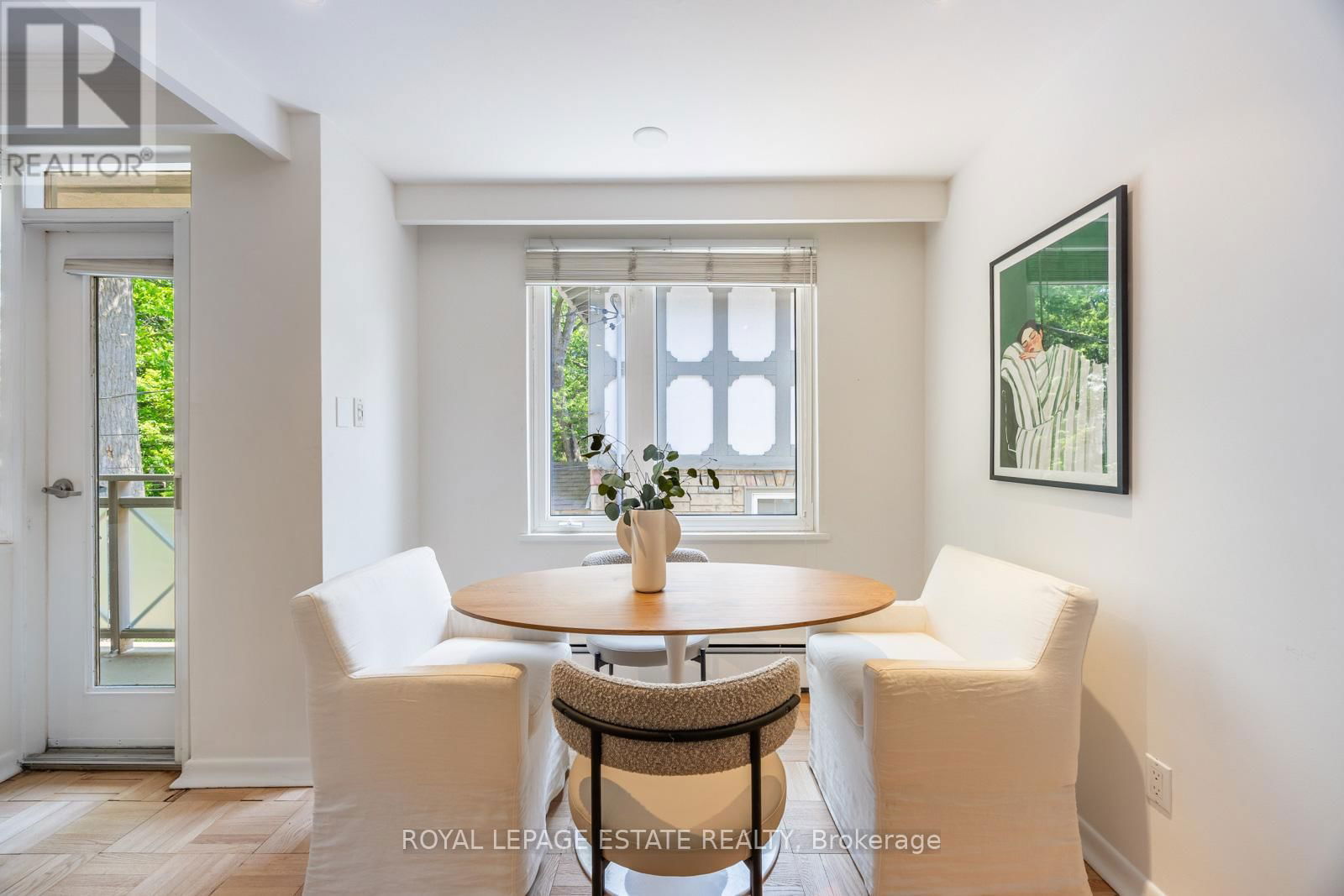 4 - 21 BENLAMOND AVENUE Image 28
