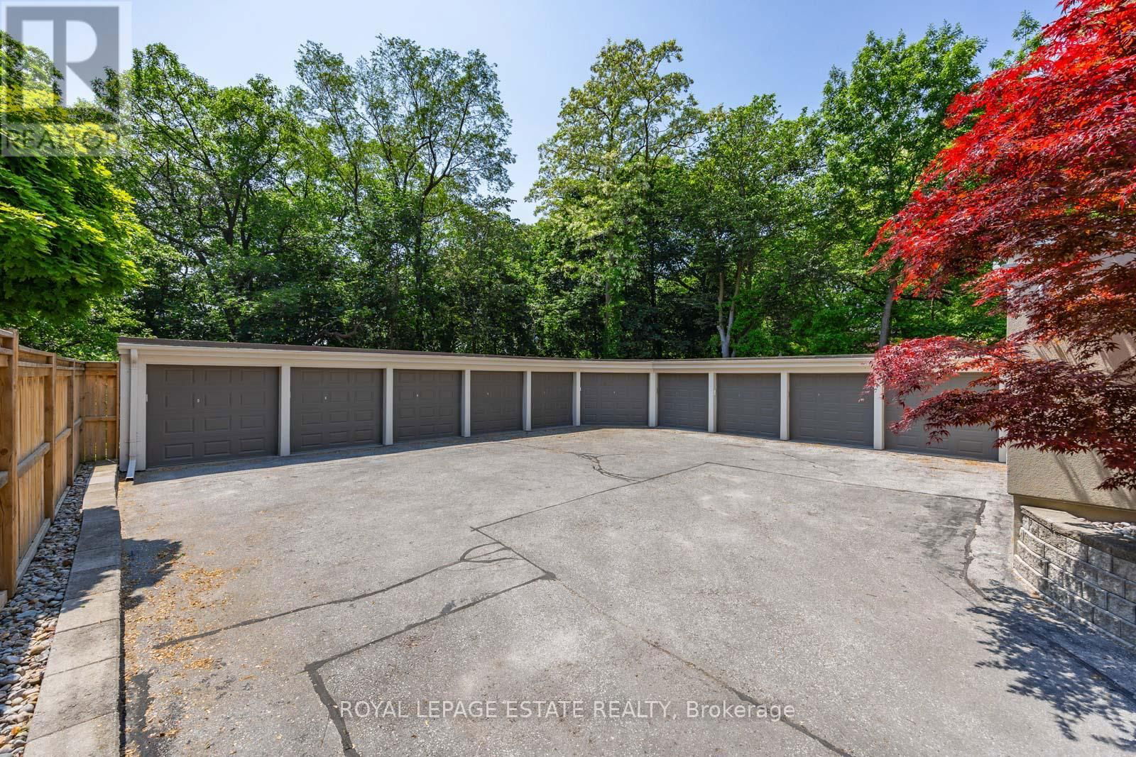 4 - 21 BENLAMOND AVENUE Image 44