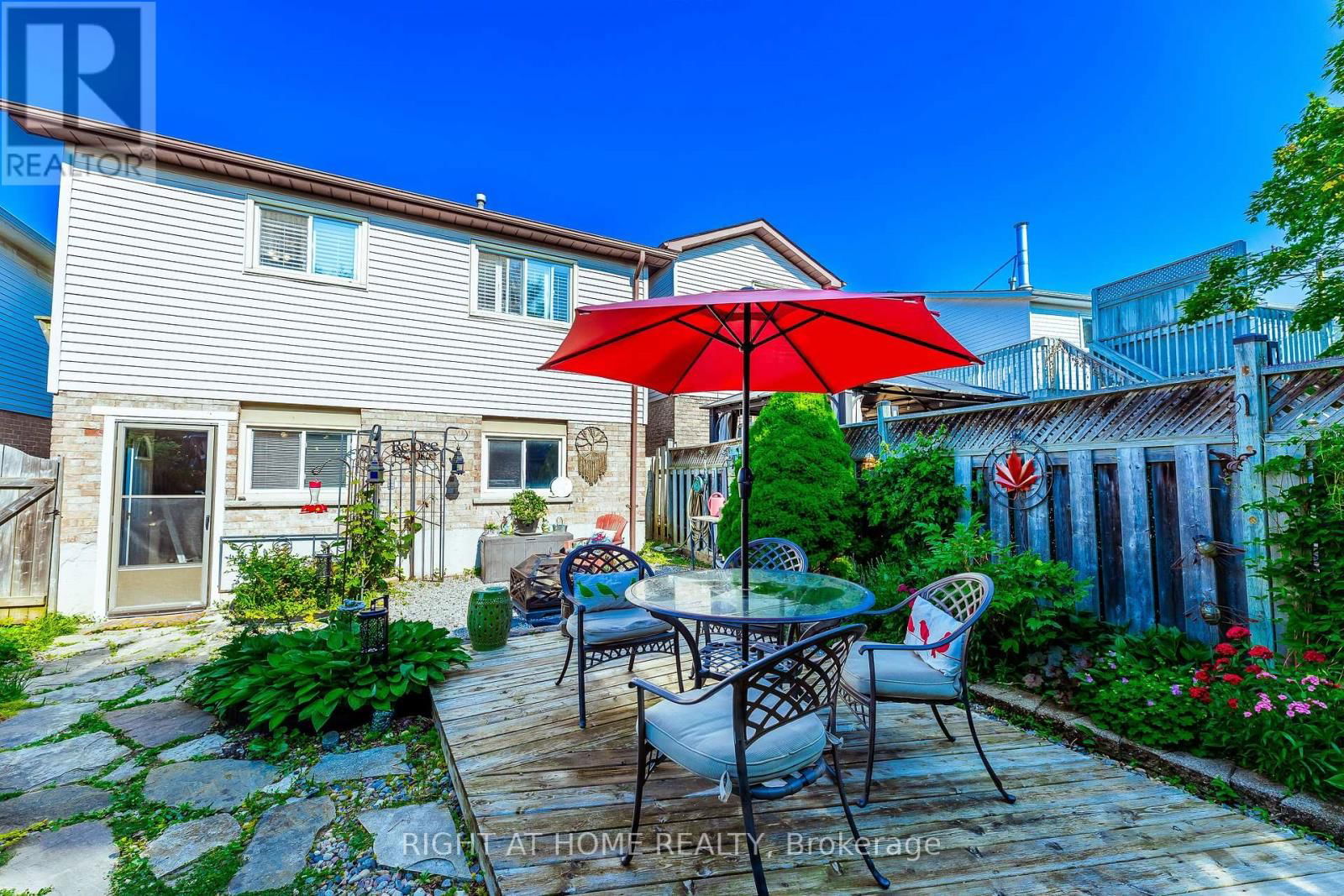 809 BENNETT CRESCENT Image 47