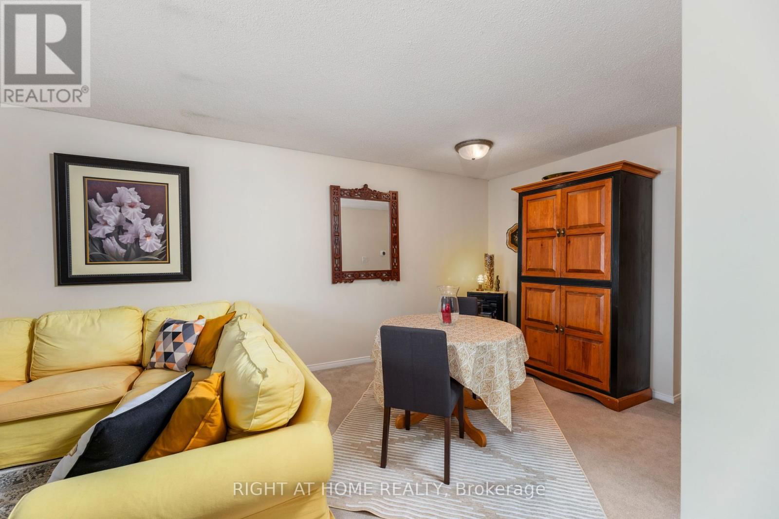 809 BENNETT CRESCENT Image 5