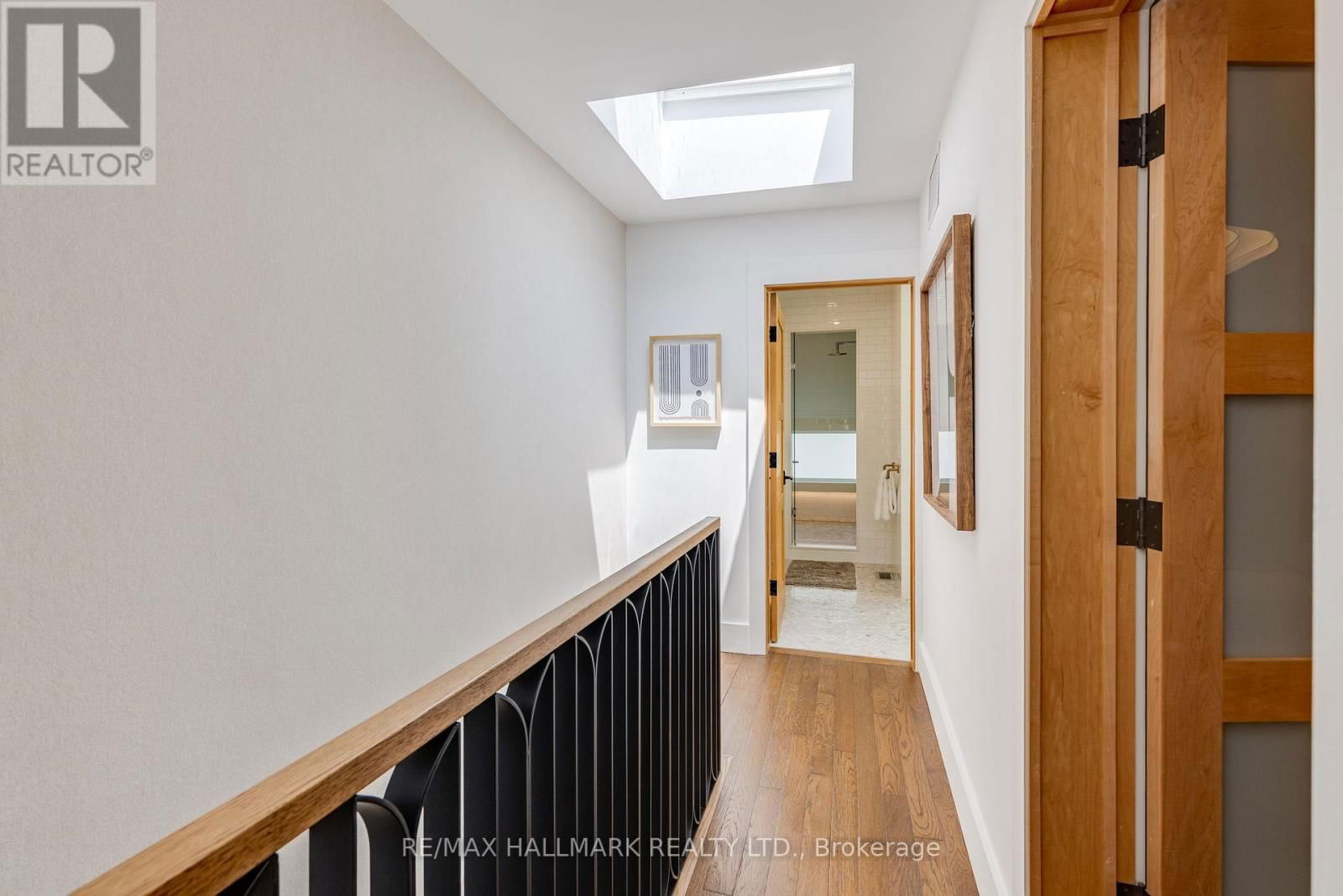 57 RAVINA CRESCENT Image 19