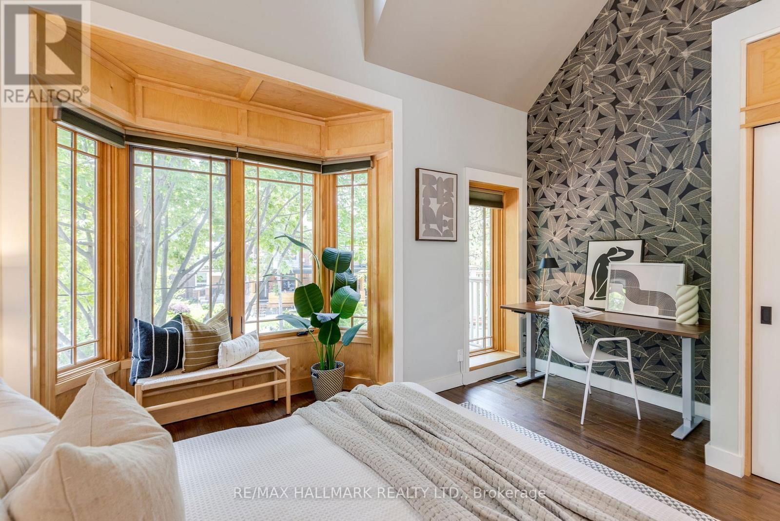 57 RAVINA CRESCENT Image 22