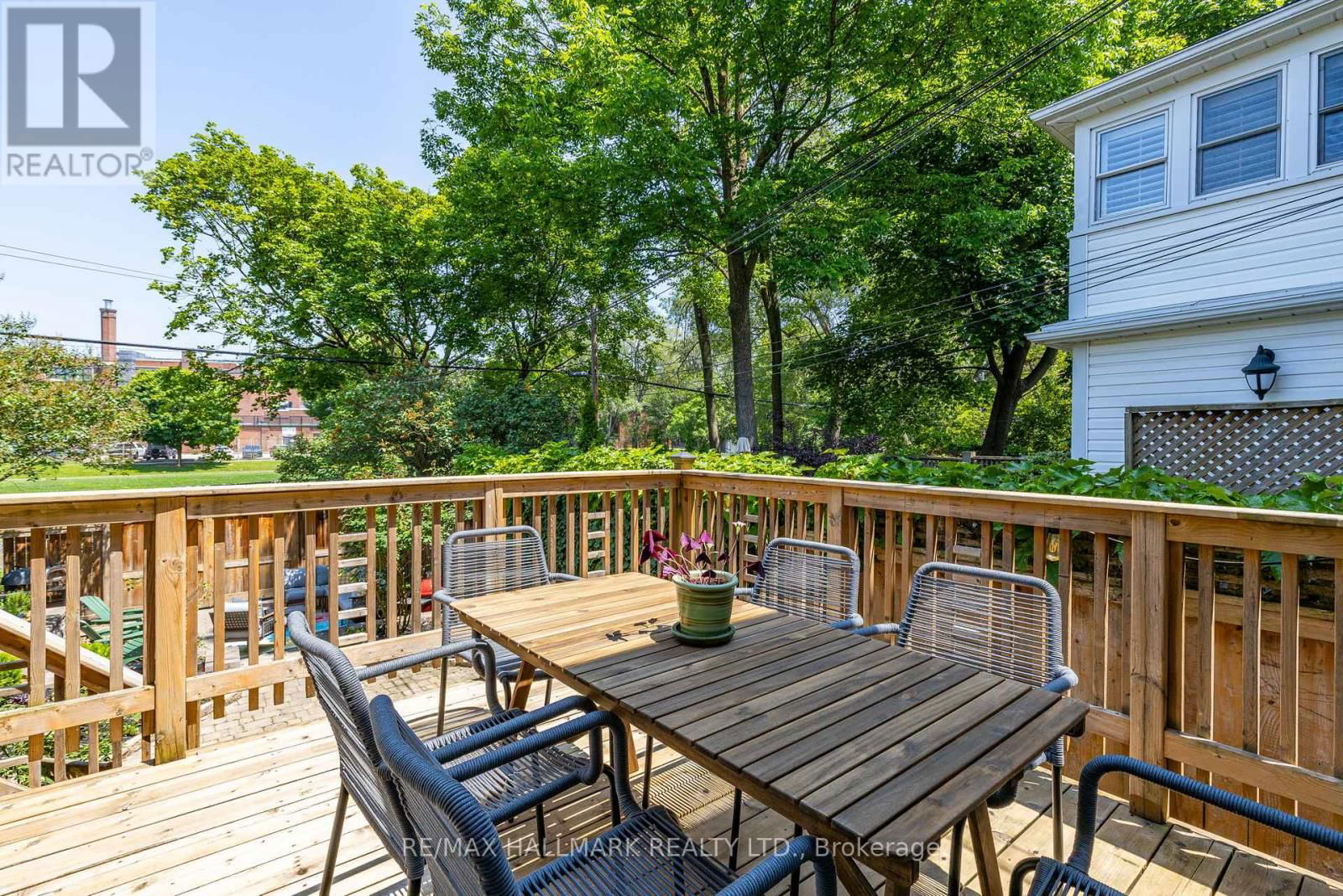 57 RAVINA CRESCENT Image 36