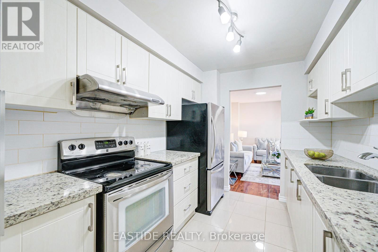 55 AMBERCROFT BOULEVARD Image 10