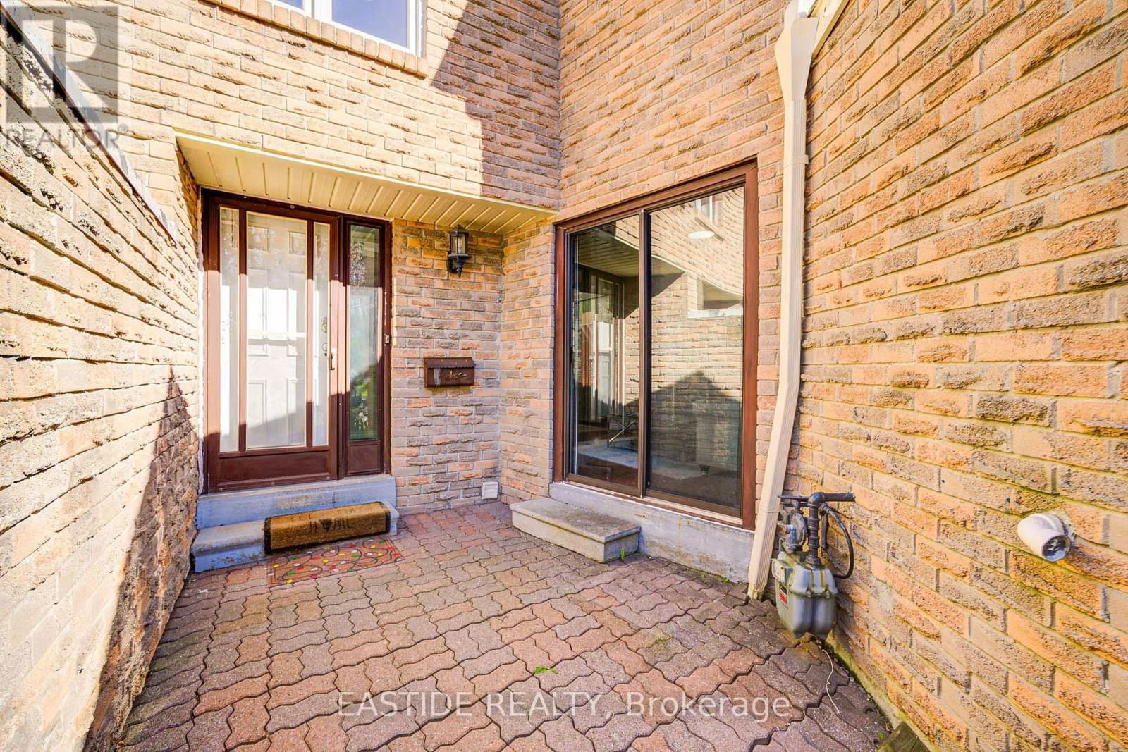 55 AMBERCROFT BOULEVARD Image 2