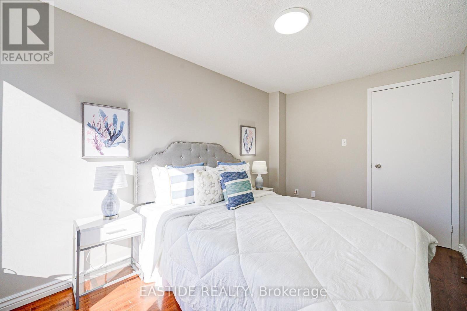 55 AMBERCROFT BOULEVARD Image 20