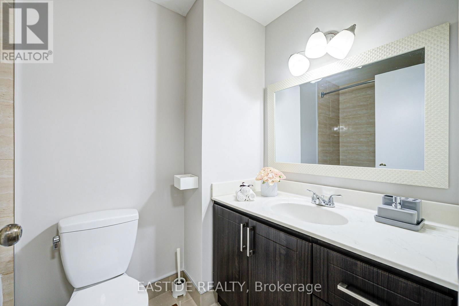 55 AMBERCROFT BOULEVARD Image 22