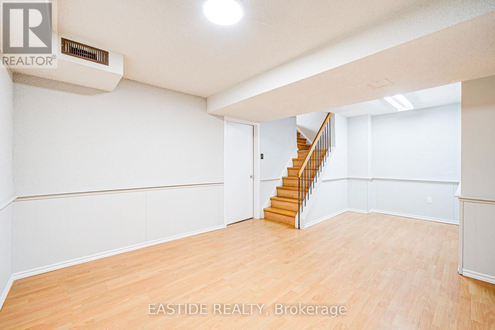 55 AMBERCROFT BOULEVARD Image 30
