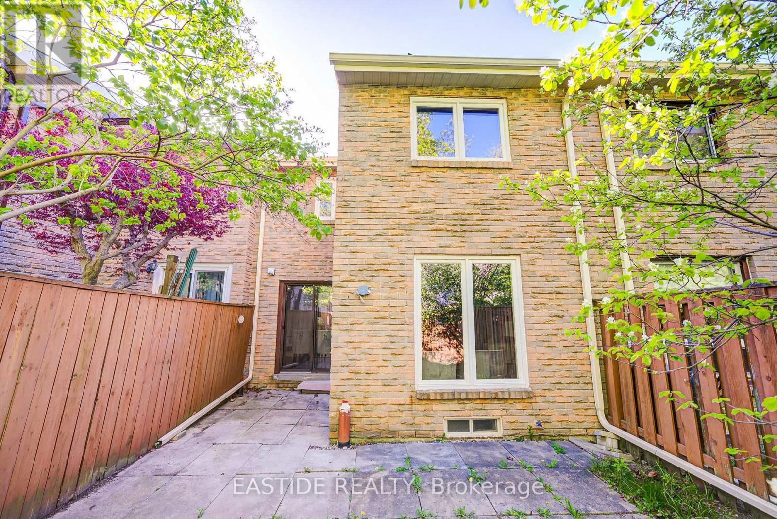 55 AMBERCROFT BOULEVARD Image 36